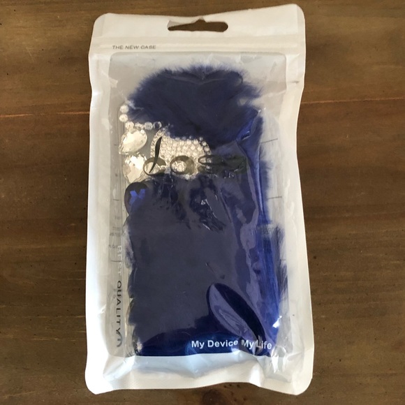 BNWT iPhone 8 silicone case - Picture 5 of 7